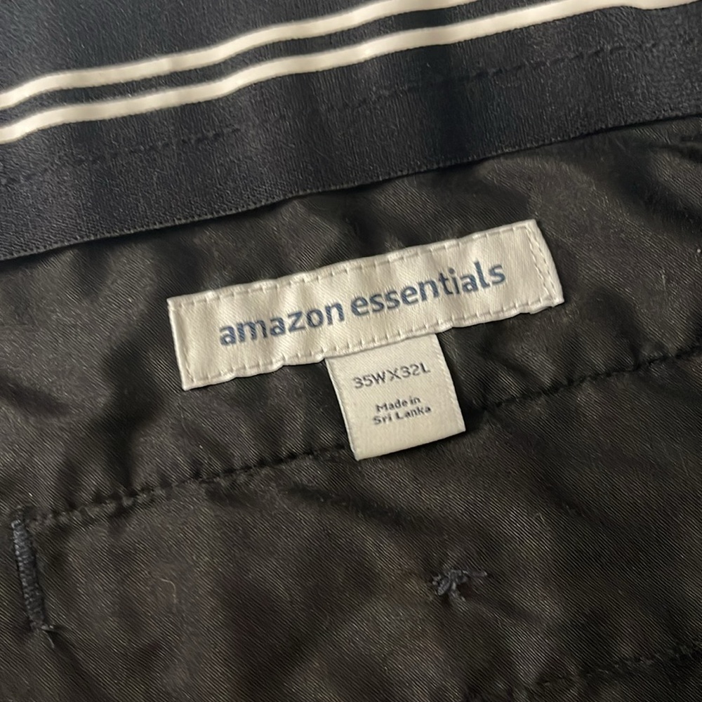 Amazon Essentials Men's Classic-Fit Stretch Golf Pants - Picture 7 of 8